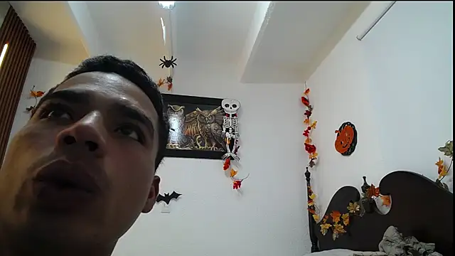 Amber_and_Tyler_'s Live XXX Chat