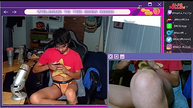 แชท XXX สดของ HarddMikee