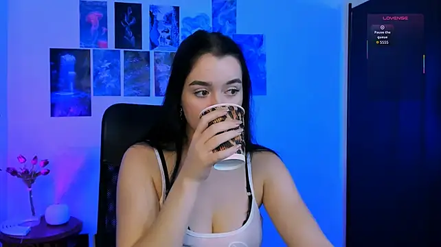 Chat XXX ao vivo de monica_xcx
