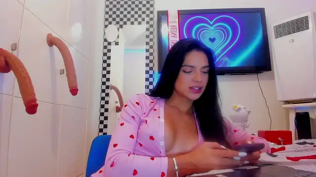 ISA_BELLA_VZL webcam show