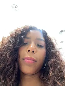 Czat XXX na żywo – cinnamon_19