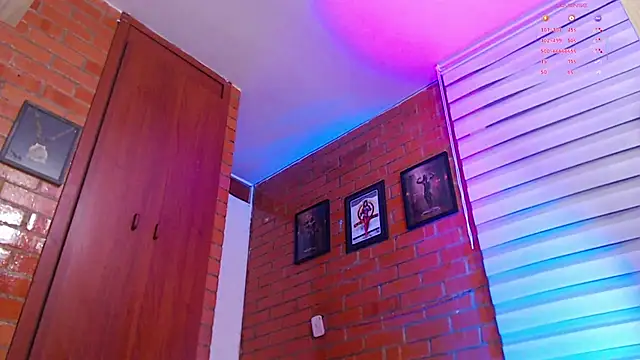 Salome-sw's Live XXX Chat