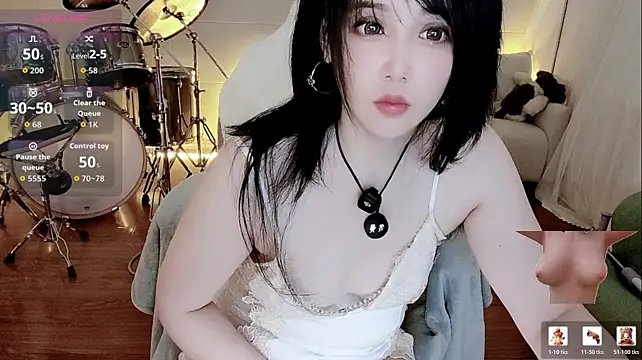Evangelin-e Live XXX Chat