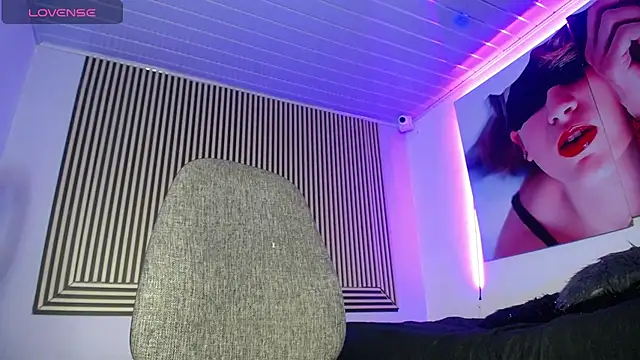 XXX chat uživo modela bellanoir18
