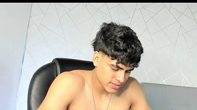 Toji_ferrer XXX чат на живо