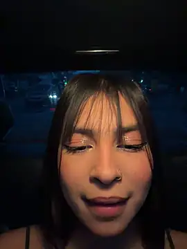 Chel__'s Live XXX Chat