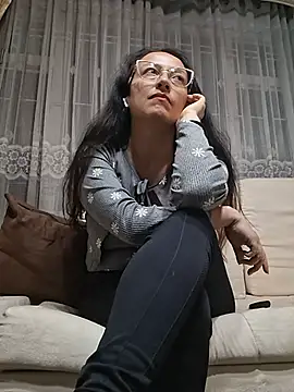 Lauryn_Jones - FLASH MY ASS