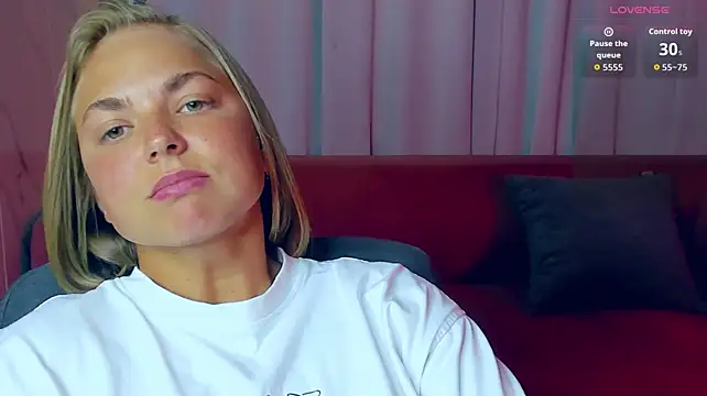 TataArdent Adlı Modelin Canlı XXX Sohbeti
