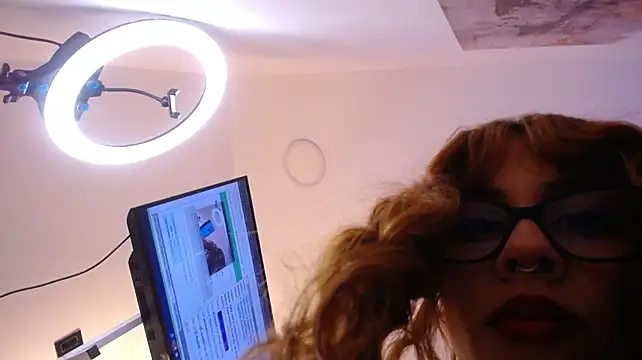 Katy_Van - fuck ass with glss dildo