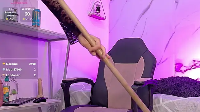Czat XXX na żywo – dariah_jhonson