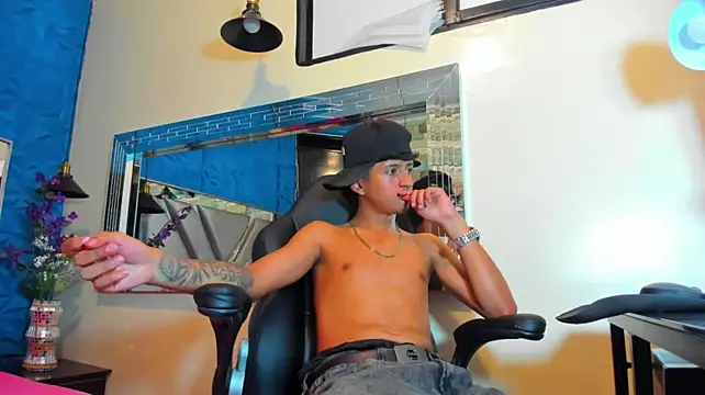 Mr_Dylan1 Live XXX Chat