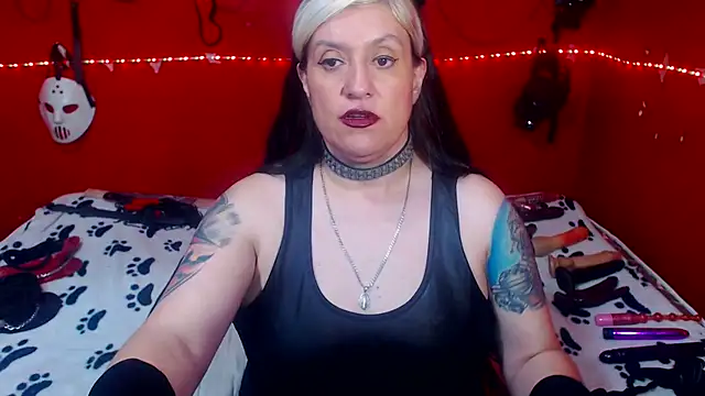 MATURE_Randy live XXX chat