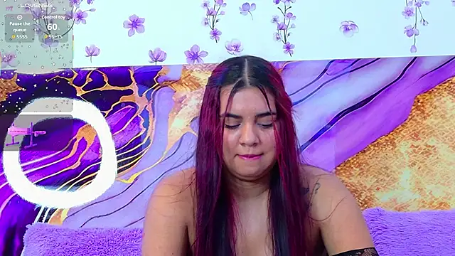 venuzluxx's Live XXX Chat