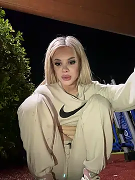 Онлайн чат XXX AlyssaFoxx_