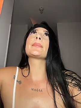 Libia_James 라이브 XXX 채팅