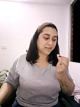 Queen_Yess élő XXX-chatje