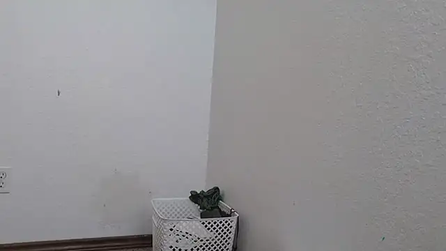 Opondestre00420 élő XXX-chatje
