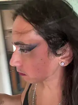 TranSexualJade95 Adlı Modelin Canlı XXX Sohbeti