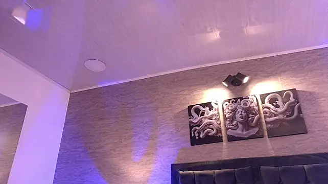 Živý XXX chat TeoAndMaddy