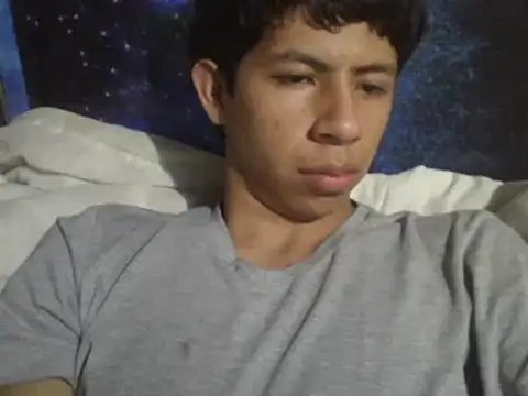 Carlos_Alberto04 élő XXX-chatje