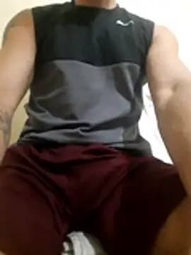 Luccareli10 Chat XXX in diretta