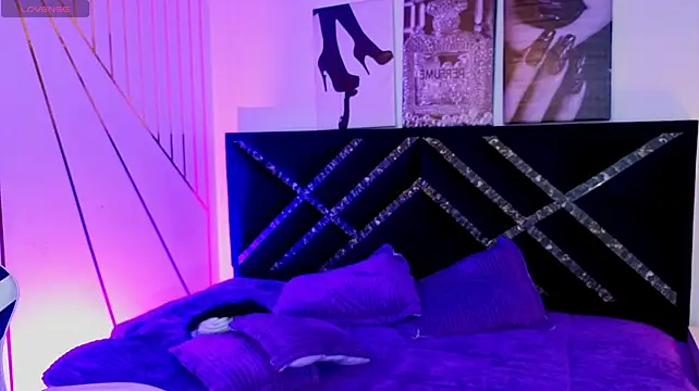 XXX chat uživo modela Dannyhot_