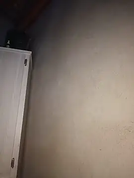 Giselabrunette25 XXX чат на живо
