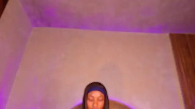 Mollyjackson_ - OIL ASS 💖 💖