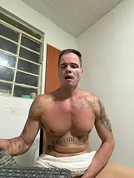 Giricotta 现场XXX聊天