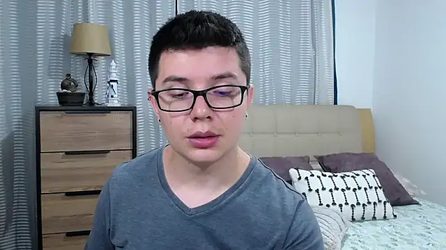BlackFoXXX69 Webcam Show