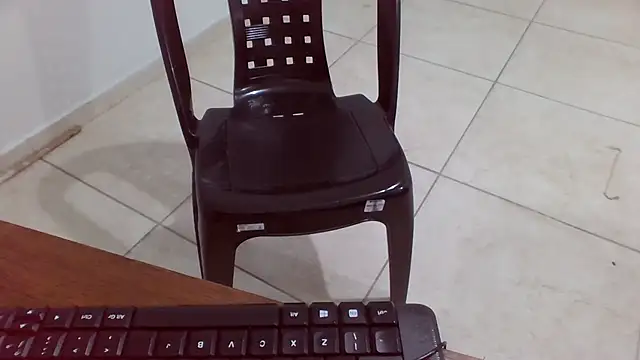 צ'אט XXX בשידור חי של machoalpha459