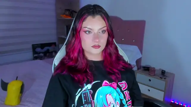 Онлайн чат XXX OphelianaRose33