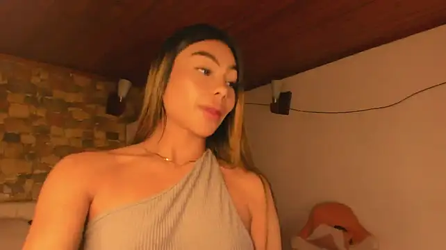 Khaiimy - plug anal and dildo in mi pussy