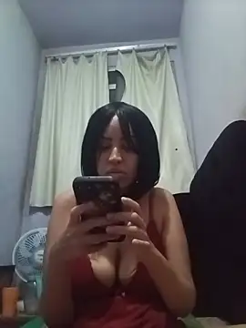 XXX chat uživo modela sereiaametista