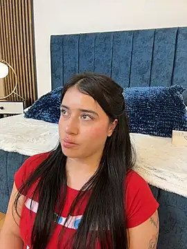 XXX chat uživo modela KallyMyller1