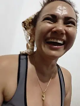 XXX chat uživo modela Amanda39