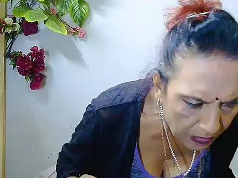 Hot_queen58: απευθείας συνομιλία ΧΧΧ