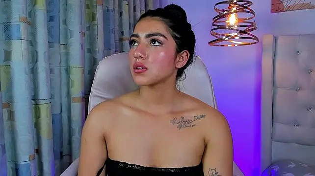 Quiinn_bx Live XXX Chat