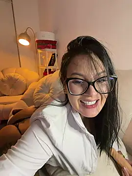 Chat XXX ao vivo de GabyMejiaa