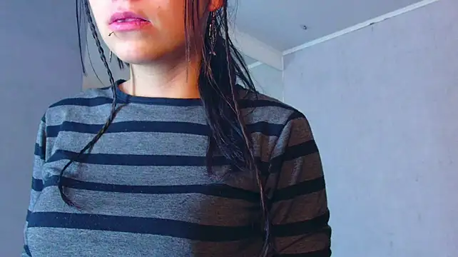 VeroBellini Adlı Modelin Canlı XXX Sohbeti