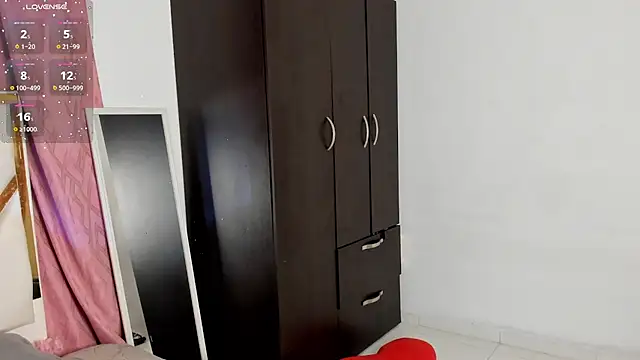 دردشة Roggerss30 الجنسية المباشرة