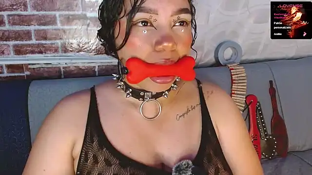 emma_bdsm_ Chat XXX in diretta