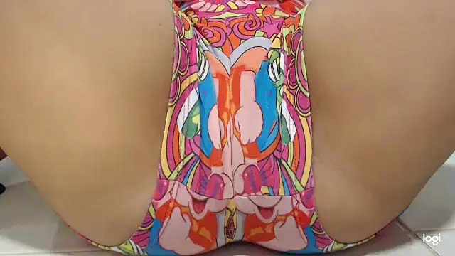 Staylor29 - toy pussy and 4 squirt