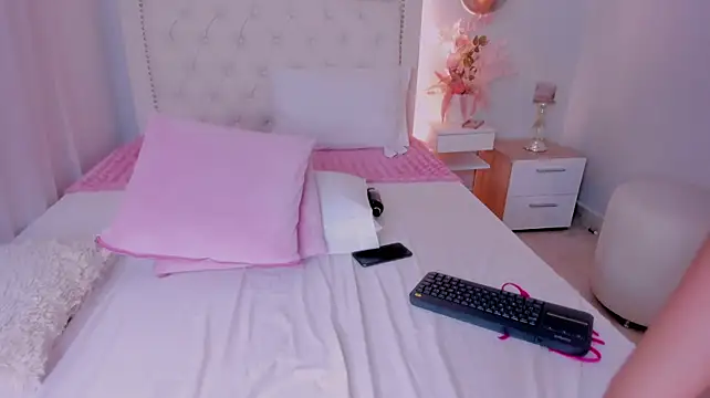 צ'אט XXX בשידור חי של Chloe_Collingss