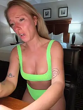 prettymouthpeach live XXX chat