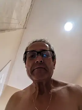 bobby69cock Live XXX-Chat