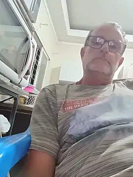 nard53's Live XXX Chat