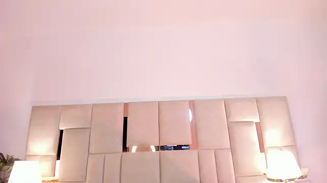 FranchescaVeleska - Your ass on close cam, please 🍑🥵
