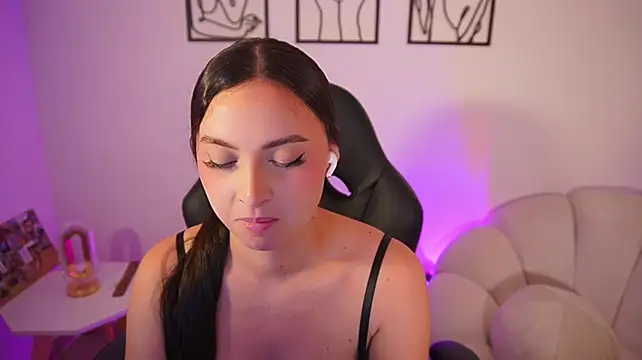 Czat XXX na żywo – AliceHarper_