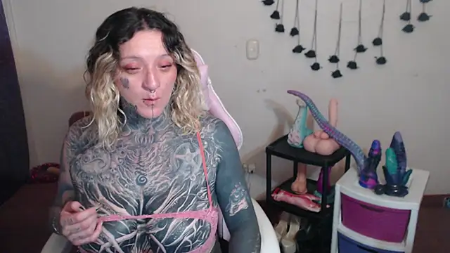 Chat XXX en directo de SLOPPYTITSS